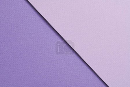 Téléchargez les photos : Papier kraft brut fond, texture du papier différentes nuances de violet. Maquette avec espace de copie pour tex - en image libre de droit