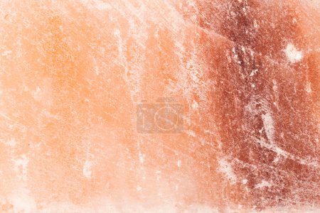 Téléchargez les photos : Himalaya pierre de sel fond gros plan, texture de cristal de sel rose naturel - en image libre de droit