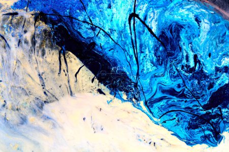 Foto de Fondo colorido creativo texturizado, arte fluido. Océano azul abstracto, fondo acrílico de la impresión, pigmento del movimiento, explosio de la pintura - Imagen libre de derechos
