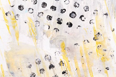 Foto de Fondo abstracto multicolor, puntos de pintura acuarela, líneas y pinceladas sobre papel blanco, póster de dibujo - Imagen libre de derechos