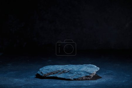 Photo for Flat stone pedestal in blue neon light template banner background. Minimalism concept, empty podium display product, presentation scene - Royalty Free Image