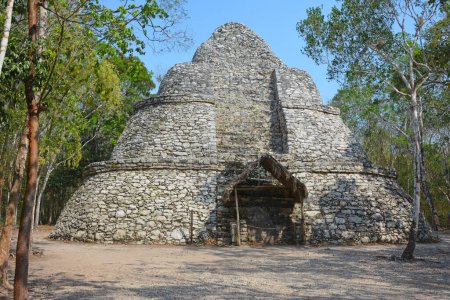Piramida Majw w Koba