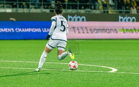 Photo for November 23th, 2023: UEFA Women's Champions League, Gothenburg, Hisingen. Player Ivana Andres in Real Madrid with the the ball. - Royalty Free Image