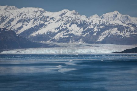 Der majestätische Hubbard-Gletscher, von einem Kreuzfahrtschiff in Alaska USA aus gesehen