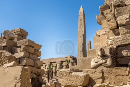 Obelisk hinter der Säulenhalle von Karnak, Luxor Ägypten