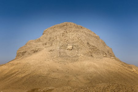 Pirámide de El Lahun en Fayoum en Egipto