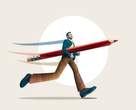 Téléchargez les photos : Un homme qui court avec un grand crayon sous le bras. Collage d'art. - en image libre de droit