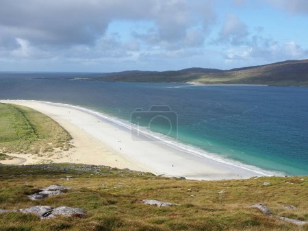 Luskentyre Beach oder Luskentyre Sands. Isle of Harris. Äußere Hebriden, Schottland. Luskentyre ist einer der spektakulärsten Strände Großbritanniens mit kilometerlangem weißen Sand und grün-blauem Wasser.
