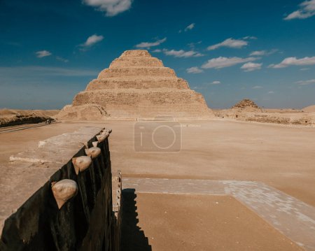 Pyramide de Saqqara en Egypte