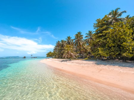 San Blas islands in Panama, tropical beach at private island.