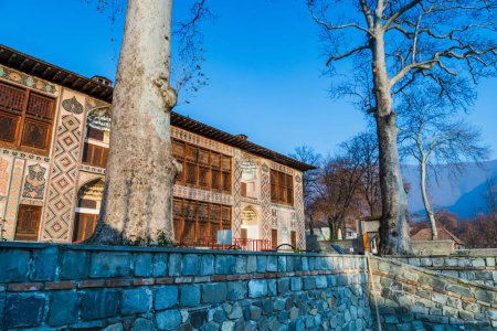 Téléchargez les photos : Palais de Shaki Khans. C'était une résidence d'été de Shaki Khans. Il a été construit au XVIIIe siècle. Shaki, Azerbaïdjan. - en image libre de droit