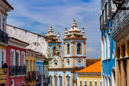 Téléchargez les photos : Historic colorful buildings and baroque churches in the famous Pelourinho neighborhood in Salvador, Bahia - en image libre de droit