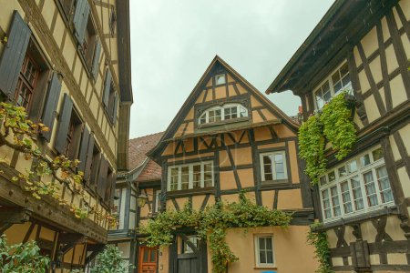Gengenbach, Allemagne. Ville pittoresque de la Forêt-Noire, connue pour ses bâtiments historiques bien conservés et ses charmantes rues pavées. Portail d'ouverture des murs de la ville.