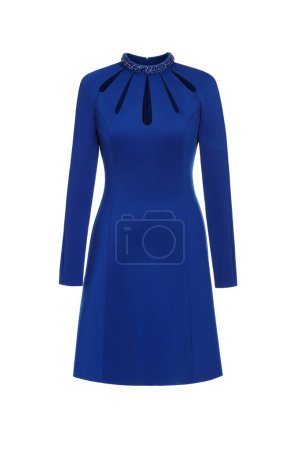 Téléchargez les photos : Petite robe bleue isolée sur fond blanc - en image libre de droit