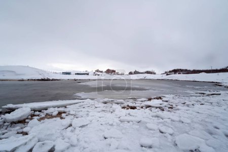 Téléchargez les photos : Mer glacée dans les fjords de tromso, norway - en image libre de droit