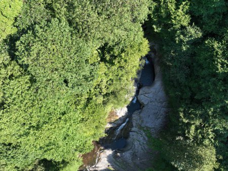 Téléchargez les photos : Vue aérienne du canyon et de la rivière - en image libre de droit