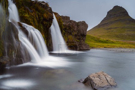 Téléchargez les photos : Superbe paysage naturel en Islande - en image libre de droit