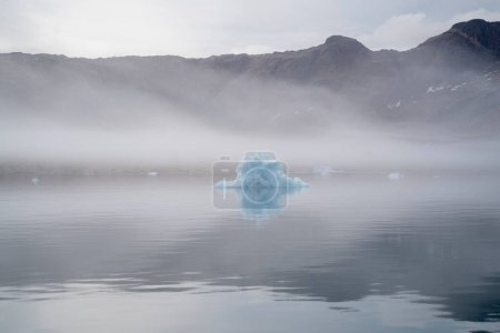 Téléchargez les photos : Glaciers dans l'océan Arctique, fjords du Groenland - en image libre de droit