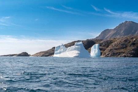 Foto de Los glaciares flotan en el Océano Ártico en Groenlandia. - Imagen libre de derechos