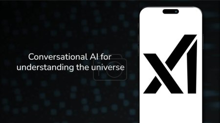 Foto de Estambul, Turquía - 7 de febrero de 2024: logotipo de la marca xAI en la pantalla del teléfono inteligente con su sitio web. xAI es una empresa que trabaja en la construcción de inteligencia artificial para acelerar el descubrimiento científico humano. - Imagen libre de derechos
