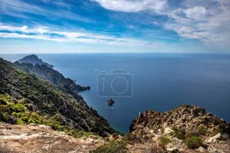 Téléchargez les photos : Île de Corse, paysage de la baie de Porto, France - en image libre de droit