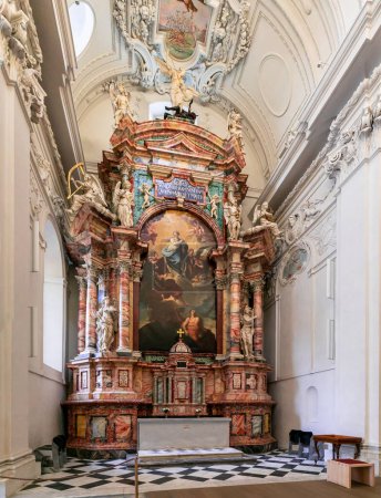 Foto de Graz, Austria - 9 de octubre de 2022: vista interior de la Iglesia de Santa Catalina y el Mausoleo en el centro de Graz - Imagen libre de derechos