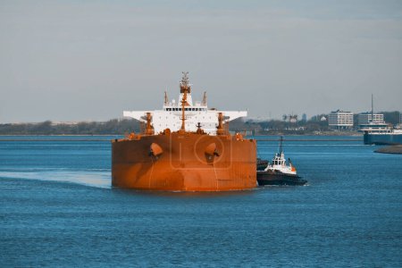 VLCC Très grand navire-citerne pétrolier brut Navire désigné 