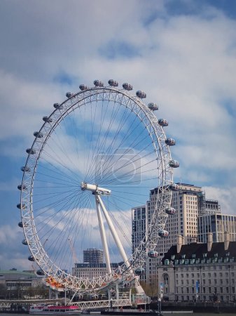 Téléchargez les photos : The London Eye Ferris Wheel au Royaume-Uni - en image libre de droit