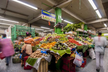 Téléchargez les photos : Guatemala chichicastenango - 26 octobre 2016, marché aux légumes à chichicastenango Guatemala, Amérique centrale. - en image libre de droit