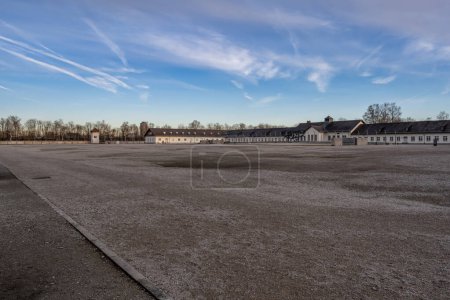 Bâtiments du camp de concentration de Dachau en Allemagne.