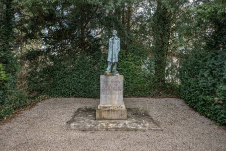 Deutschland KZ-Gedenkstätte Dachau. Denkmal für die Opfer in Krematorium verbrannt.