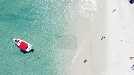 Téléchargez les photos : Images Aériennes de L'île Campeche à Florianpolis - en image libre de droit