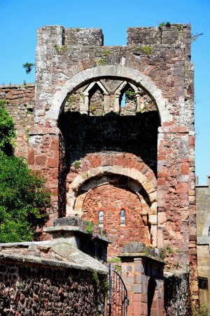 Torhausruinen von Rougemont Castle (auch bekannt als Exter Castle), Exeter, Devon, Großbritannien, Europa.