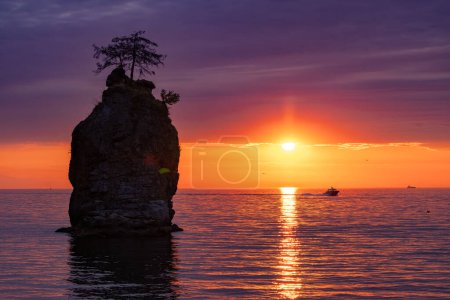Photo for Seawall in Stanley Park during Dramatic Sunset on West Coast of Pacific Ocean. Downtown Vancouver, BC, Canada. Nature Background Panorama - Royalty Free Image