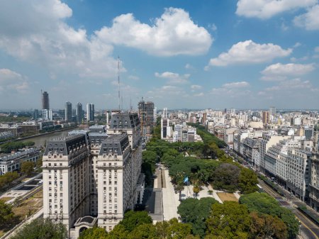 Foto de Hermosa vista aérea a edificios históricos en el centro de Buenos Aires, Argentina - Imagen libre de derechos