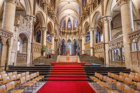Photo for Canterbury, UK-May 20, 2023: Main Altar of Canterbury Cathedral in Canterbury, Kent. One of the oldest and famous Christian churches in UK. Its Archbishop is leader of the worldwide Anglican Communion - Royalty Free Image