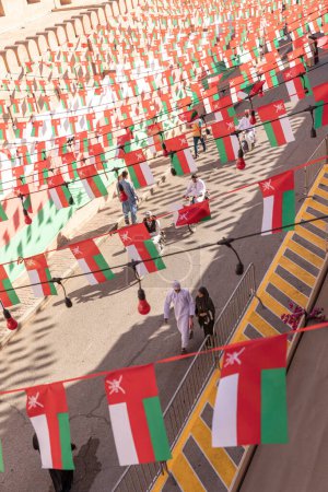 Téléchargez les photos : Nizwa, Oman, 2nd December 2022: streets at the market day - en image libre de droit
