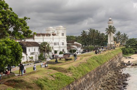 Foto de Fort Galle, Sri Lanka, 16 de diciembre de 2023: escenas callejeras de la histórica ciudad de Fort Galle en Sri Lanka - Imagen libre de derechos