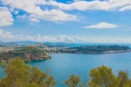 Téléchargez les photos : Paysage de l'île de Procida de la soi-disant table du roi à la réserve naturelle Vivara, Naples, Italie - en image libre de droit