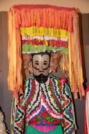 Foto de Máscara tradicional para el festival de entroido, el carnaval folclórico gallego - Imagen libre de derechos