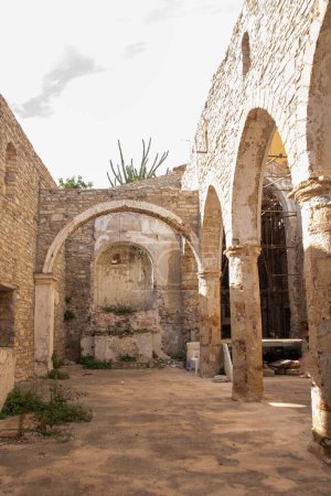 Téléchargez les photos : Eglise Saint Jacques Apôtre à Termini Imerese, province de Palerme, Sicile, Italie - en image libre de droit