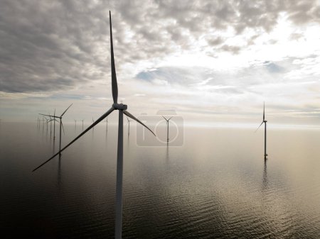 Windturbines in an offshore windpark, Ijsselmeer, Breezanddijk, The Netherlands