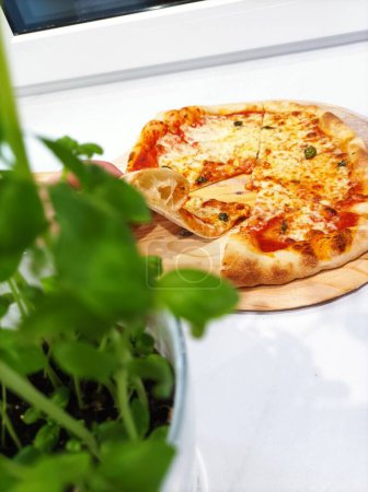 Foto de Prawdziwa pizza z najlepszych skladnikow - Imagen libre de derechos
