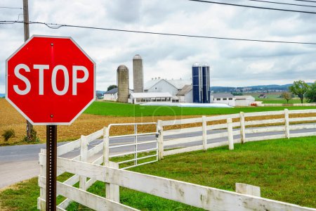 Foto de Amish campo granja granero agricultura en Lancaster, PA - Imagen libre de derechos
