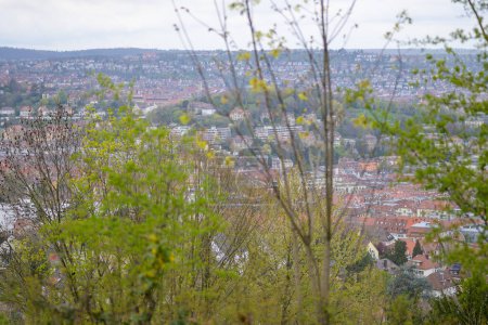 Foto de Vista desde una montaña sobre la llamada caldera de Stuttgart en Alemania - Imagen libre de derechos