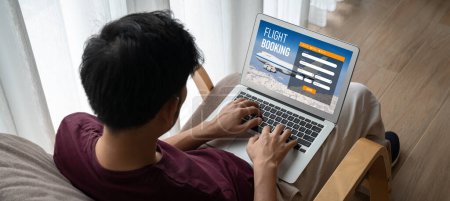 El sitio web de reservas de vuelos en línea proporciona un sistema de reserva moderno. Concepto de tecnología de viajes .