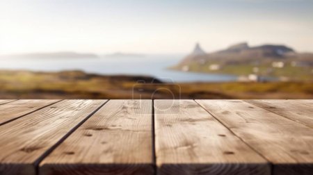 Foto de La mesa vacía de madera marrón con fondo borroso de Groenlandia en verano. Imagen exuberante. - Imagen libre de derechos