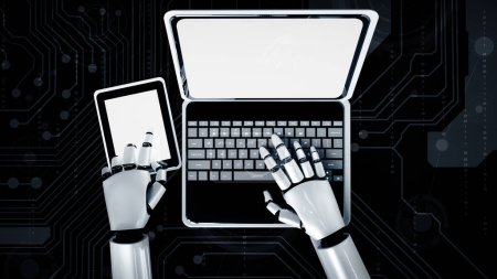 Téléchargez les photos : Illustration 3D XAI Robot humanoïde utiliser un ordinateur portable et s'asseoir à la table dans le futur bureau tout en utilisant le cerveau de pensée IA, l'intelligence artificielle et le processus d'apprentissage automatique. 4ème quatrième révolution industrielle - en image libre de droit