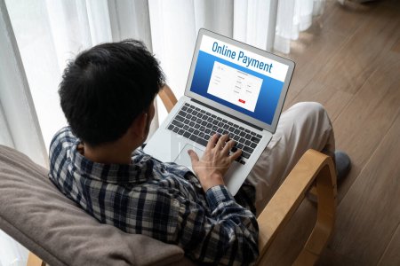 Foto de Plataforma de pago en línea para la transferencia de dinero modish en Internet netowrk - Imagen libre de derechos