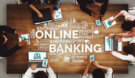 Téléchargez les photos : Online Banking for Digital Money Technology Concept. Interface graphique montrant le transfert d'argent sur le site internet et le service de paiement numérique. uds - en image libre de droit